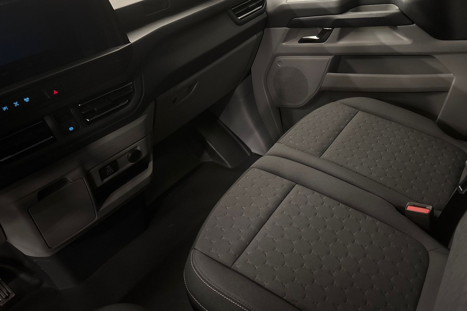 Ford Transit Custom 11