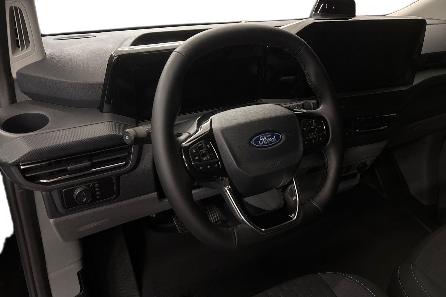 Ford Transit Custom 8