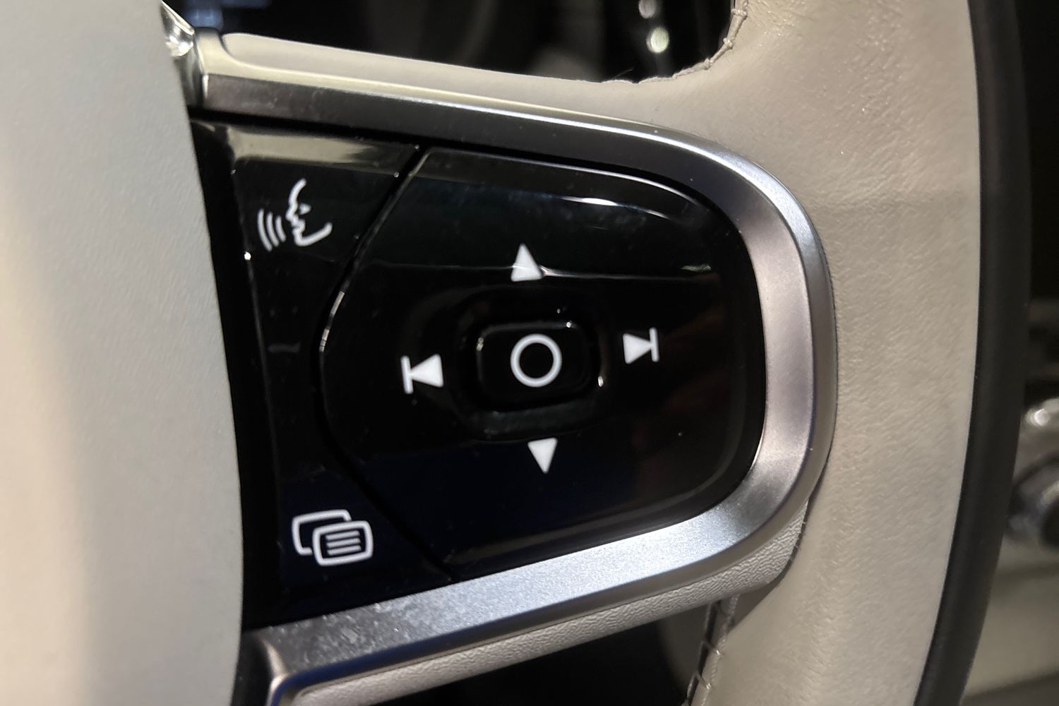 Volvo XC60 2024