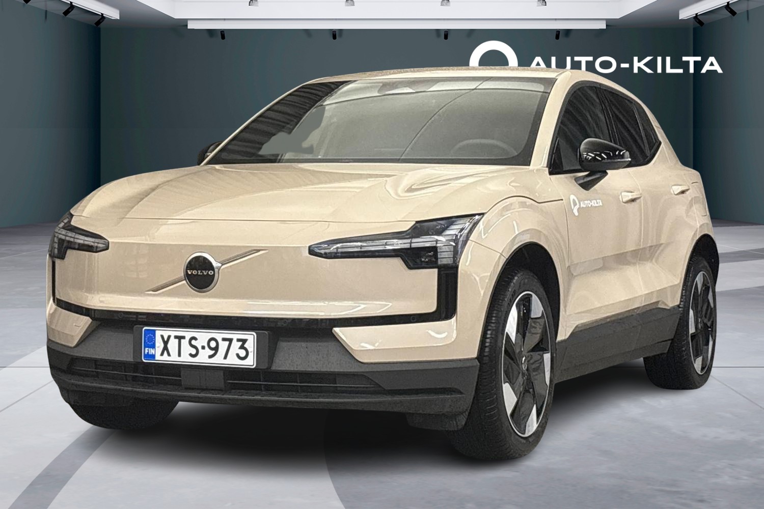 Volvo EX30 1
