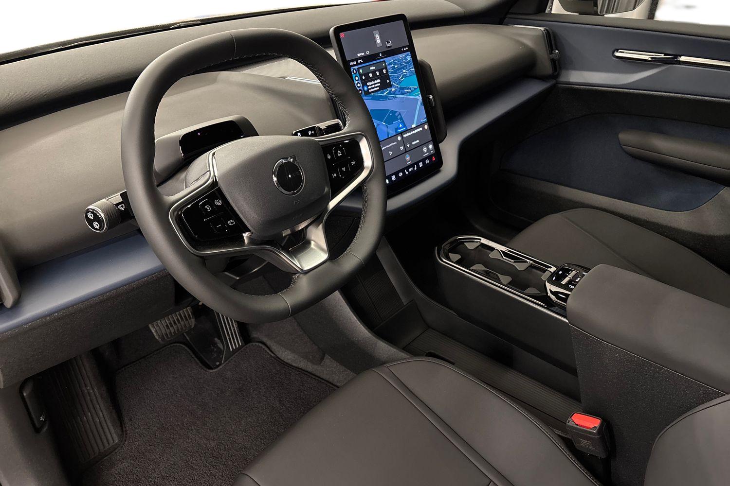 Volvo EX30 7