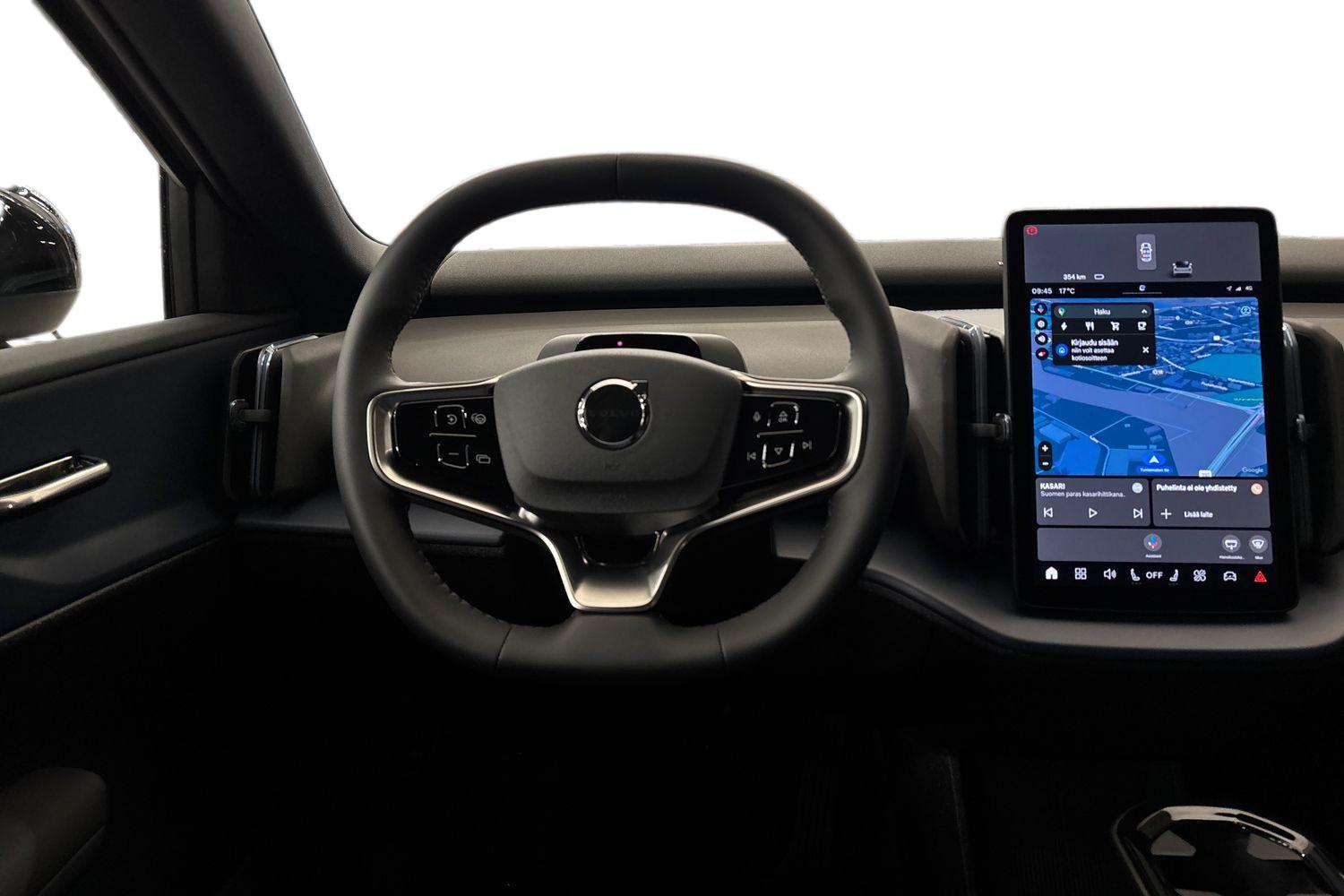 Volvo EX30 8