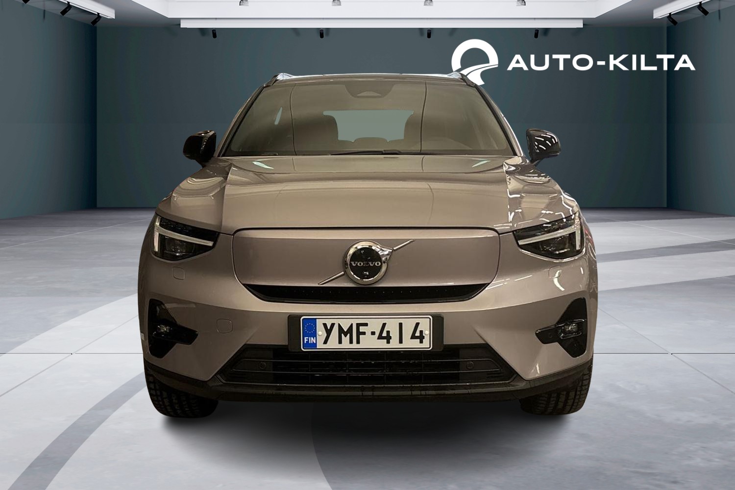 Volvo EX40 2026