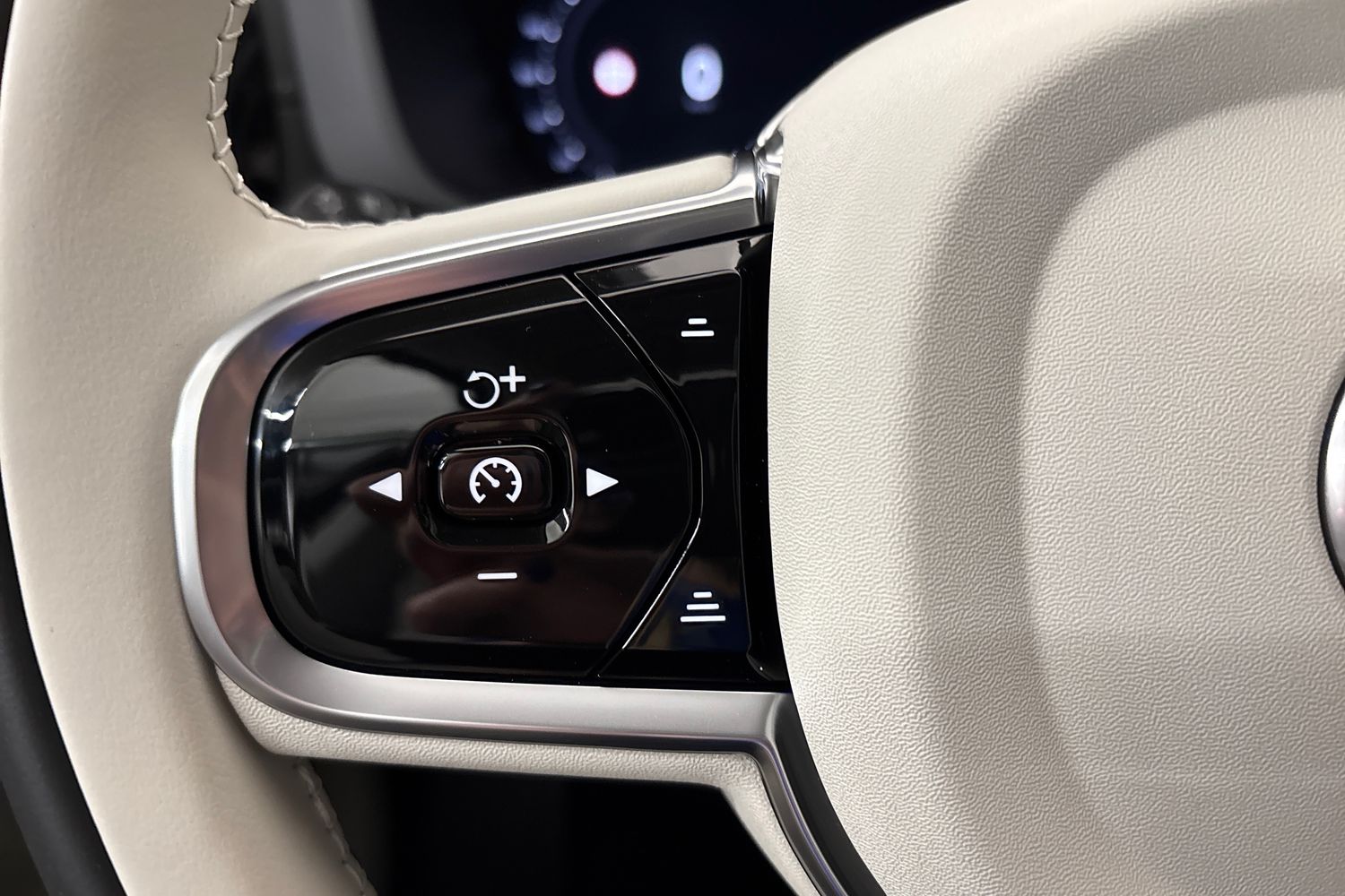 Volvo XC60 2027
