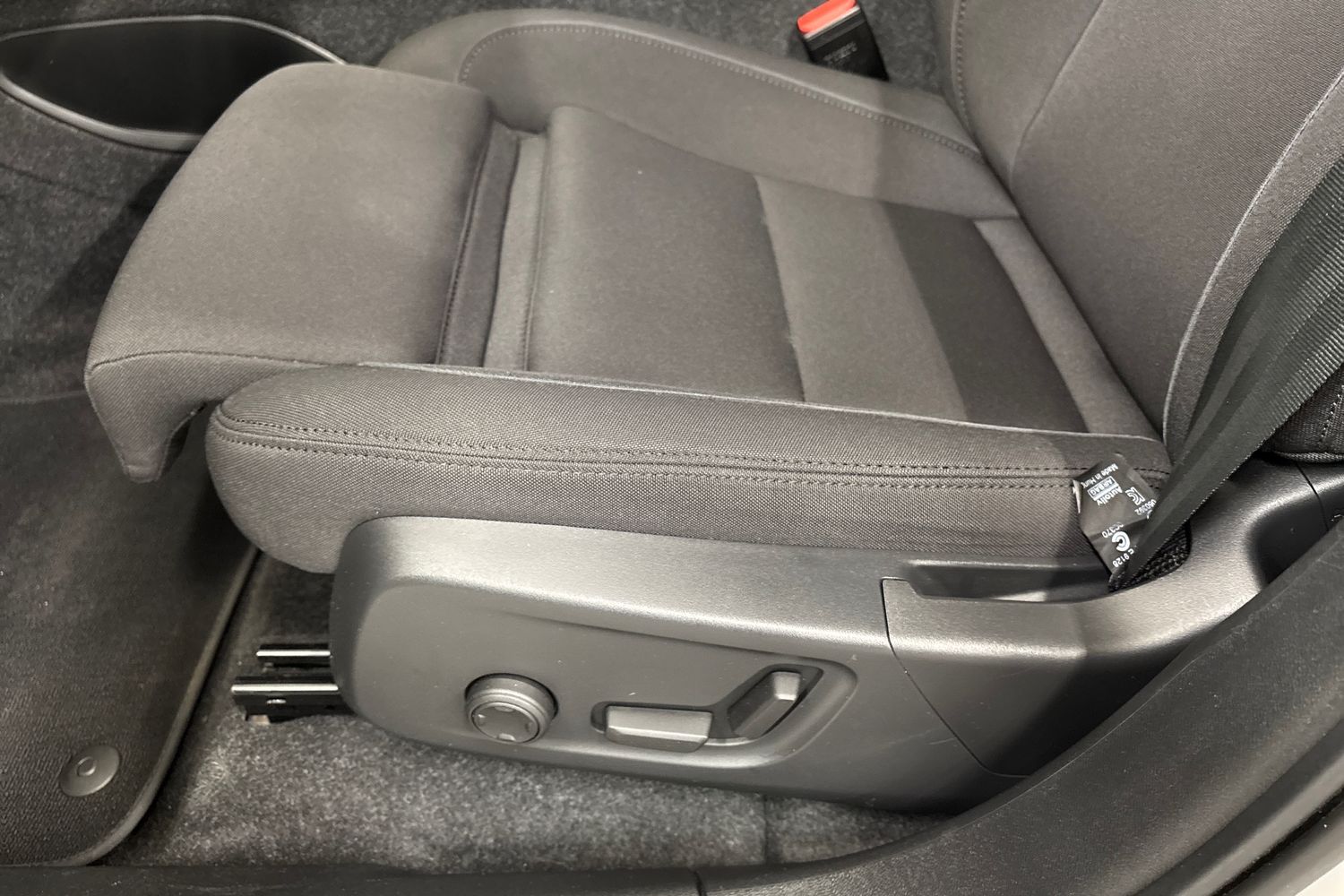 Volvo C40 2024
