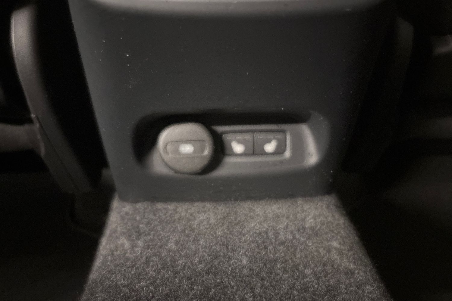Volvo C40 2024