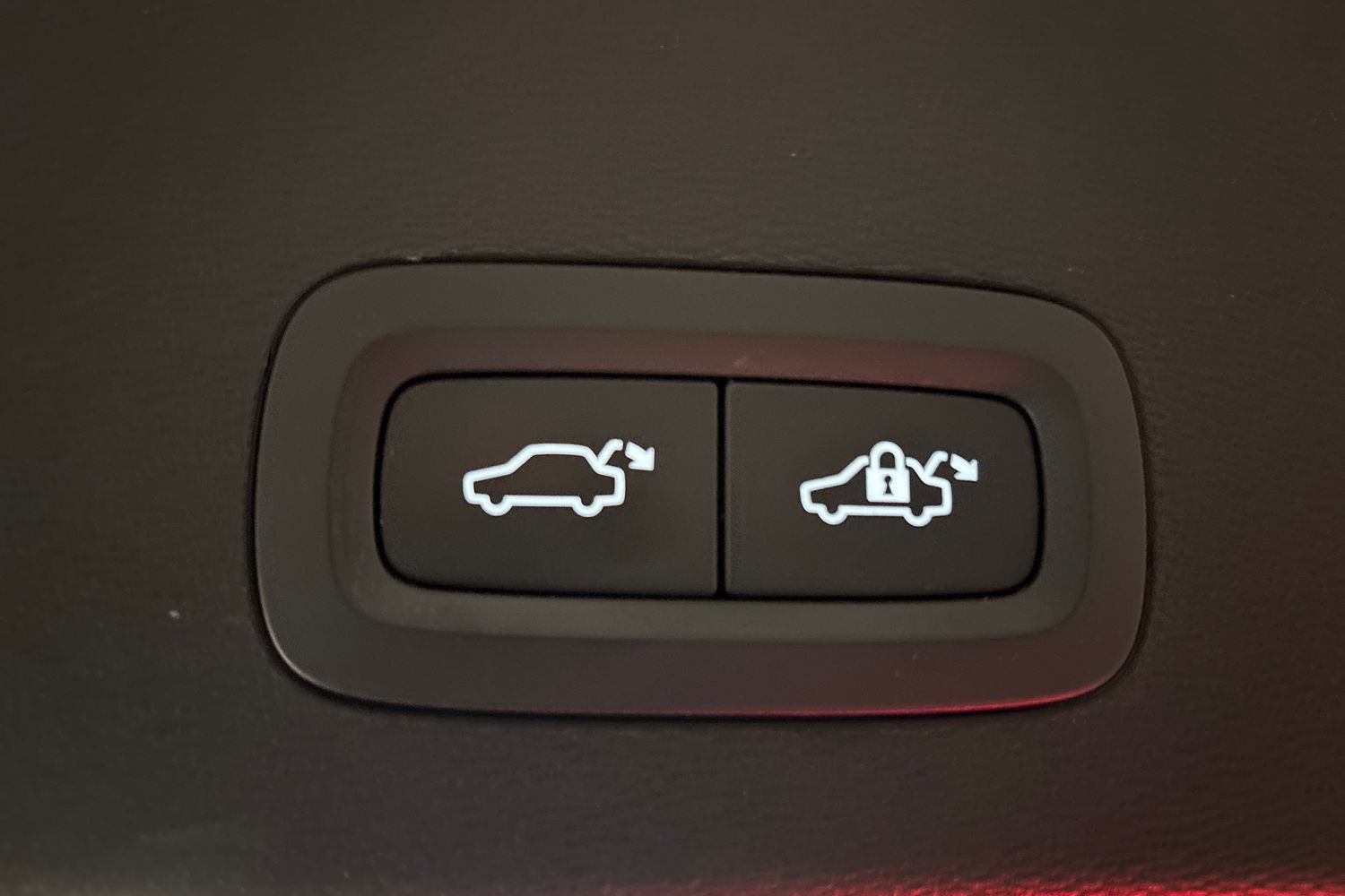 Volvo C40 2024