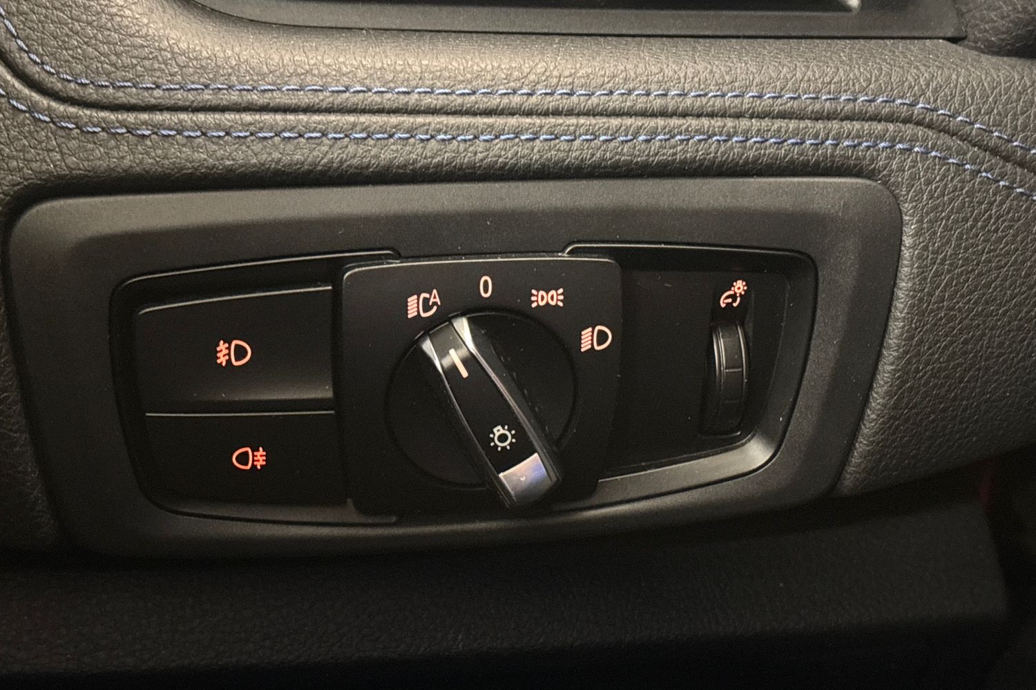 BMW 216 2016