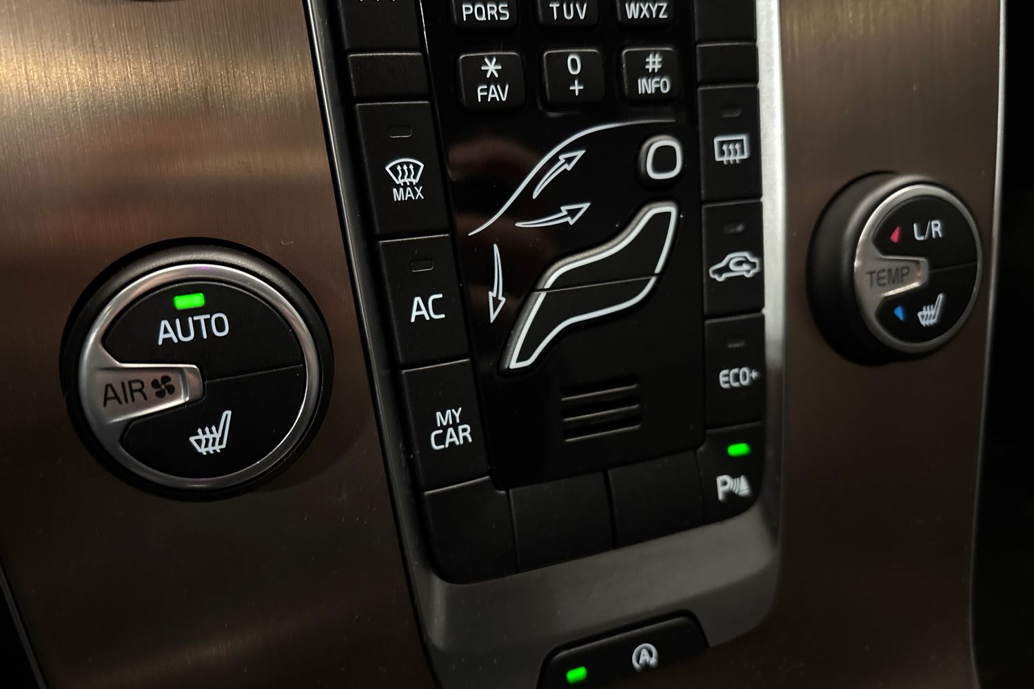 Volvo V40 Cross Country 2016