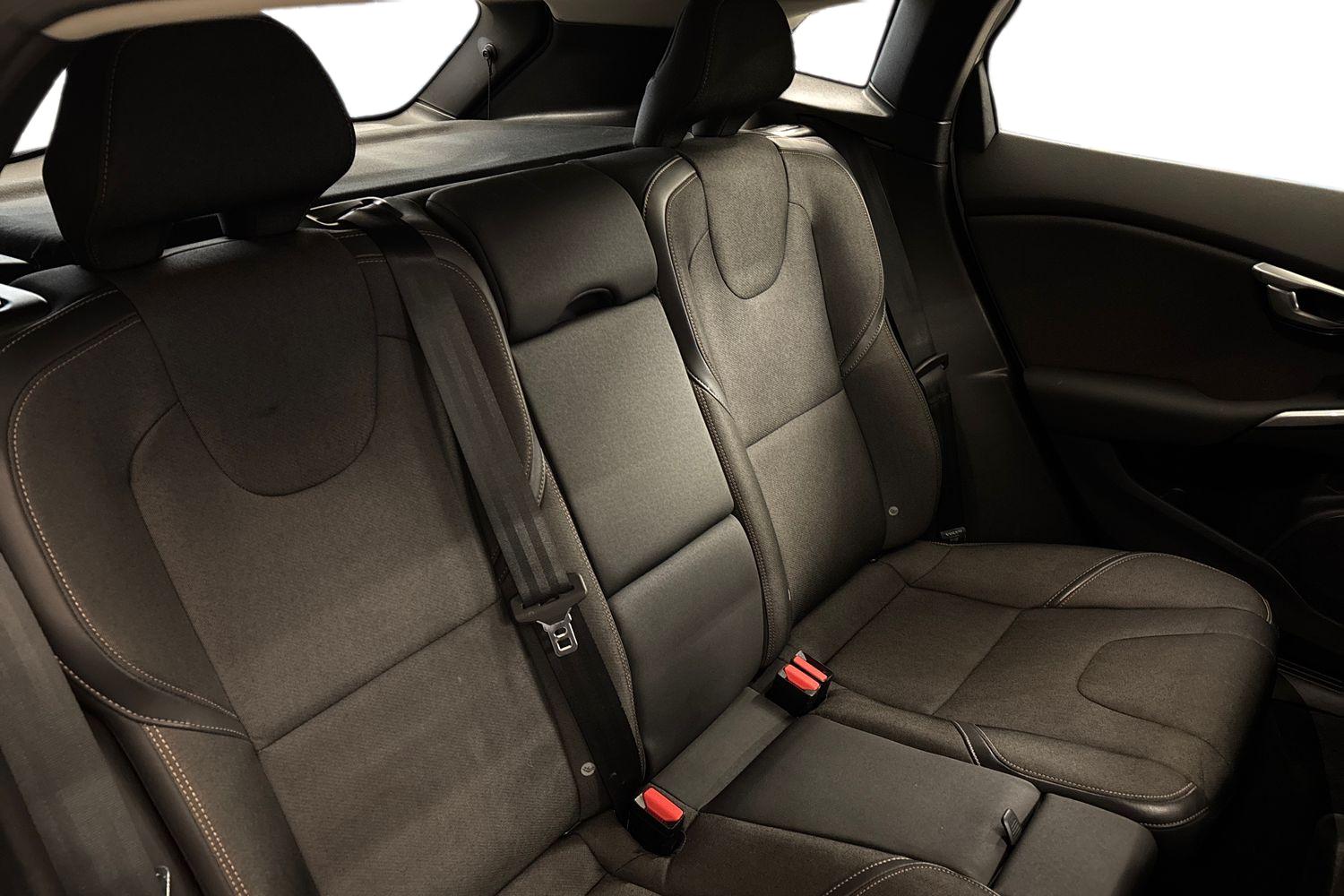 Volvo V40 Cross Country 2016