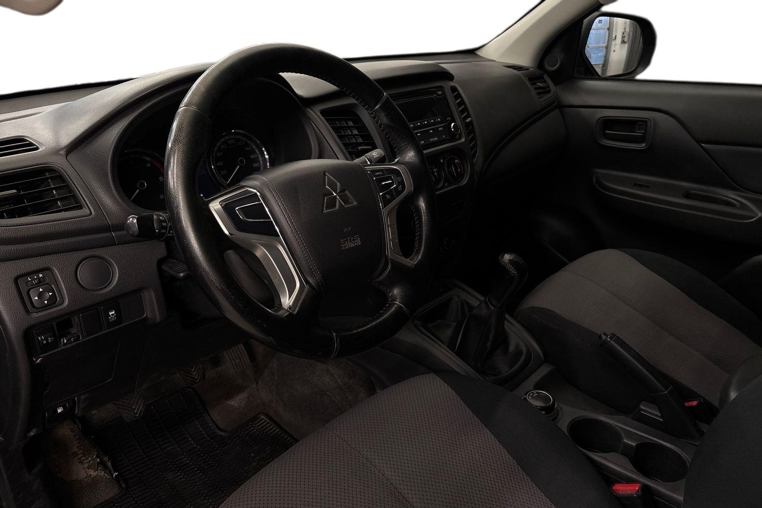 Mitsubishi L200 2020