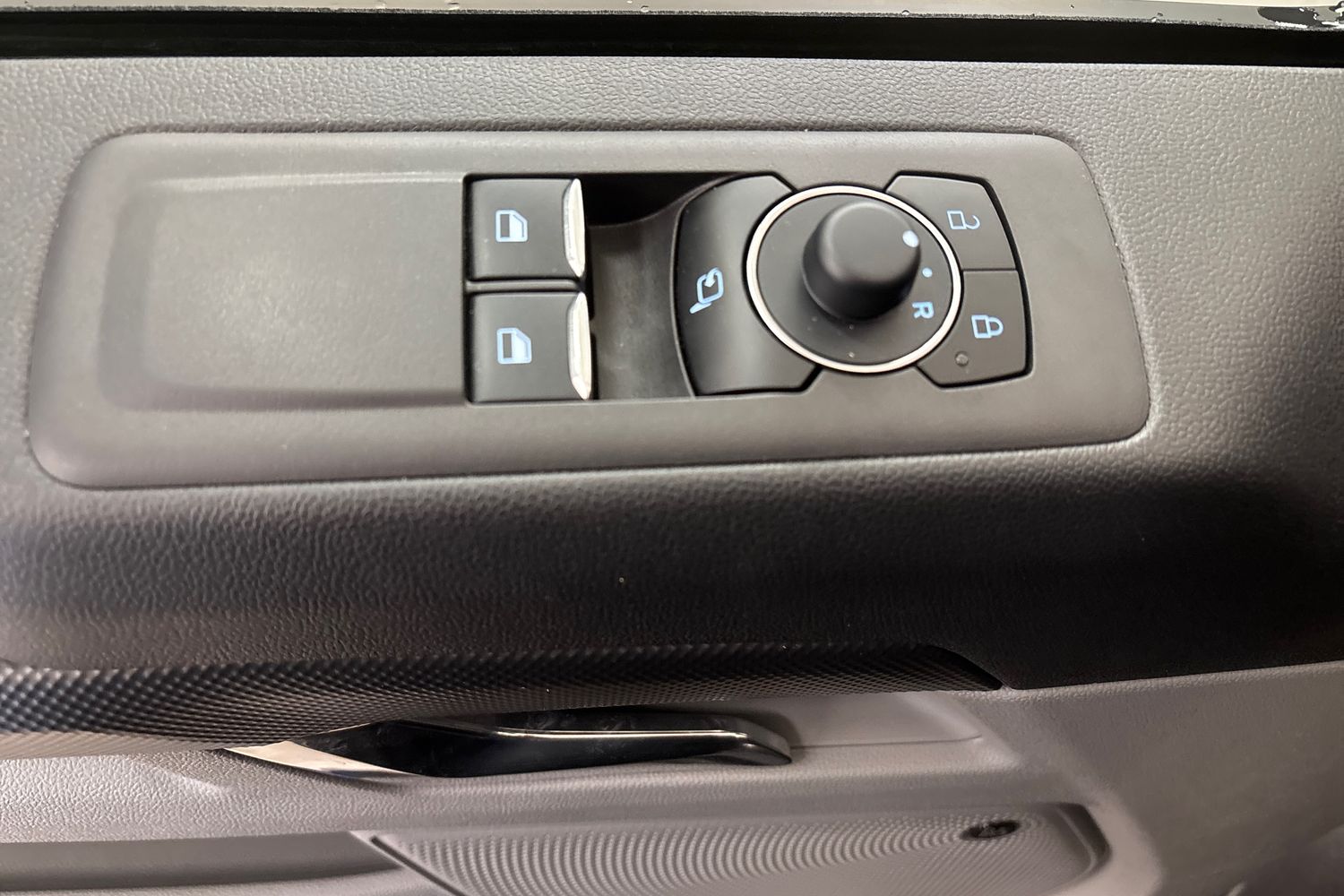 Ford Transit Custom 2025