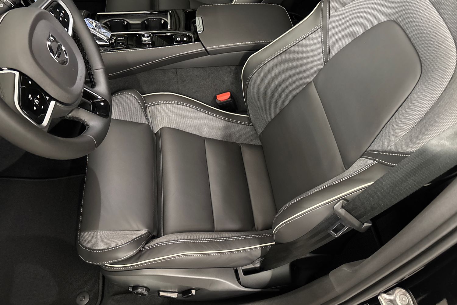 Volvo V60 2026