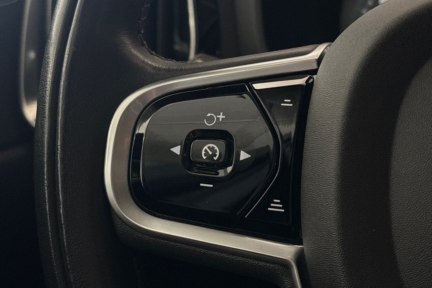 Volvo V60 Cross Country 2019