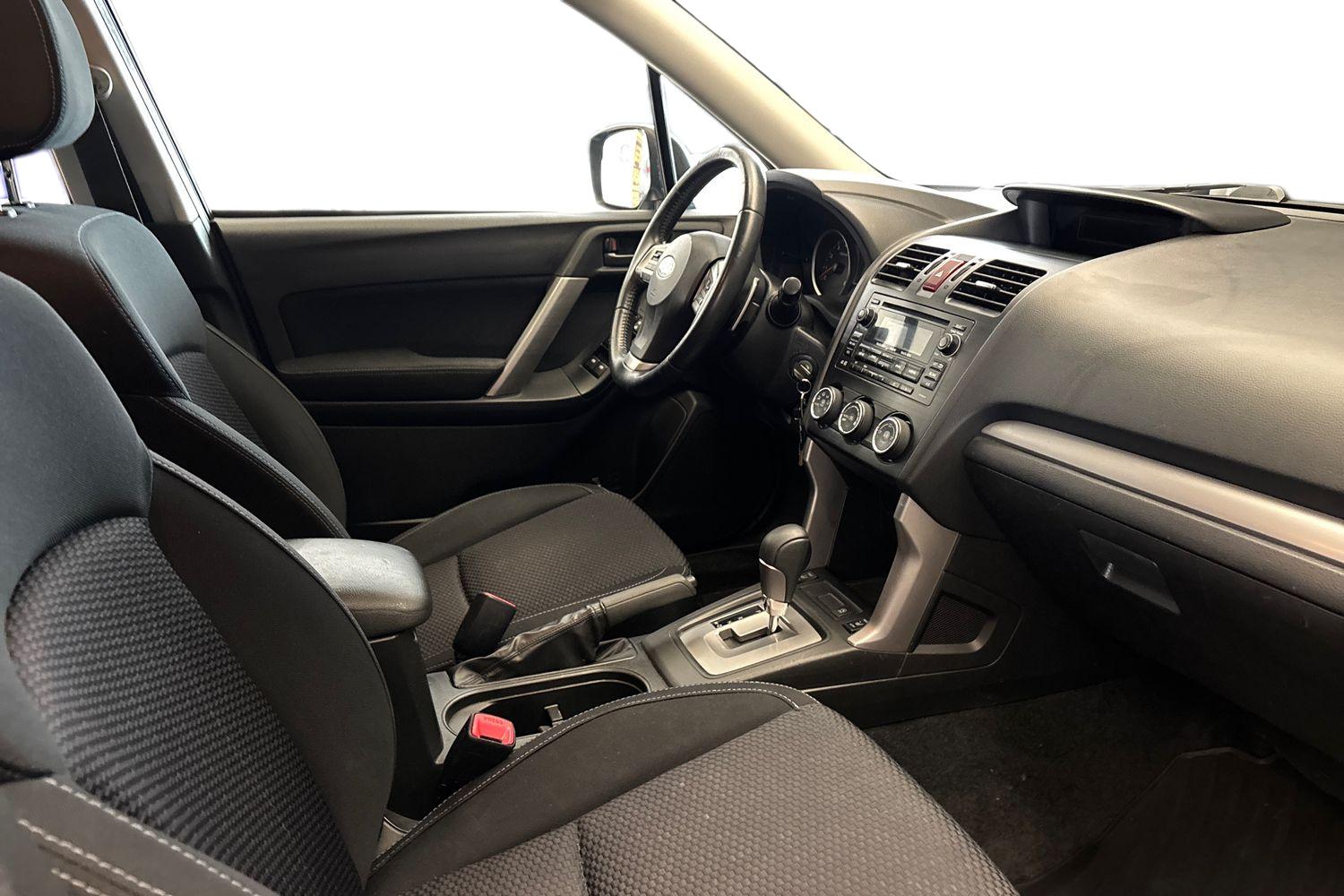 SUBARU Forester 2013