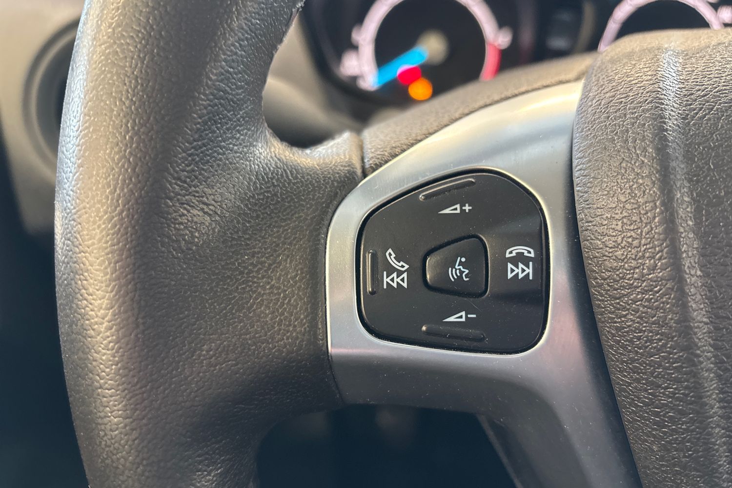 Ford Transit Courier 2023