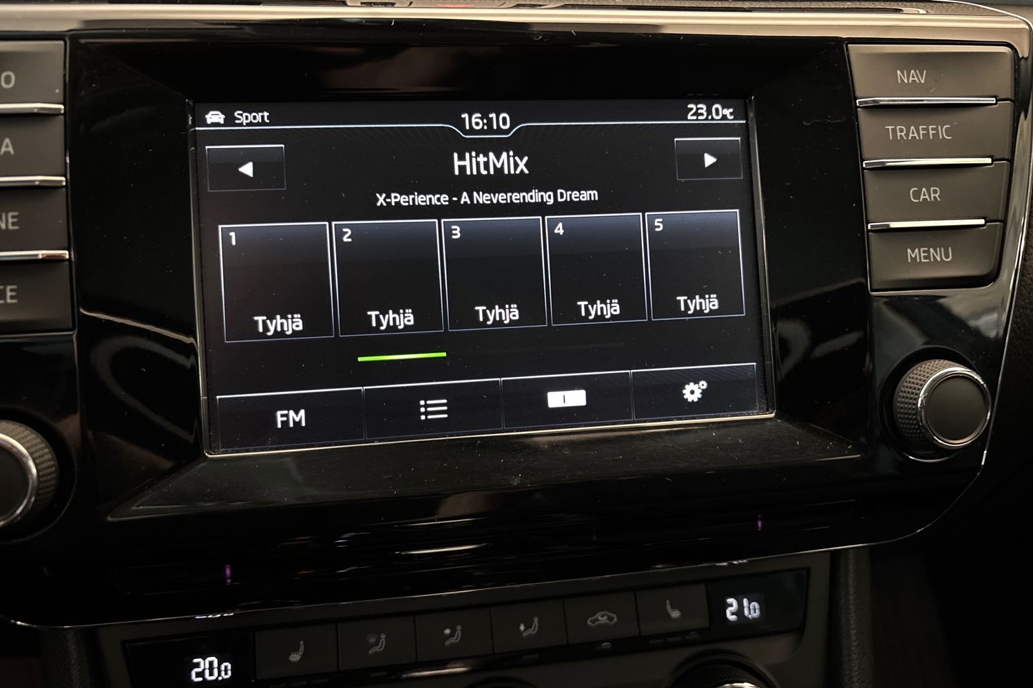 SKODA Superb 2016