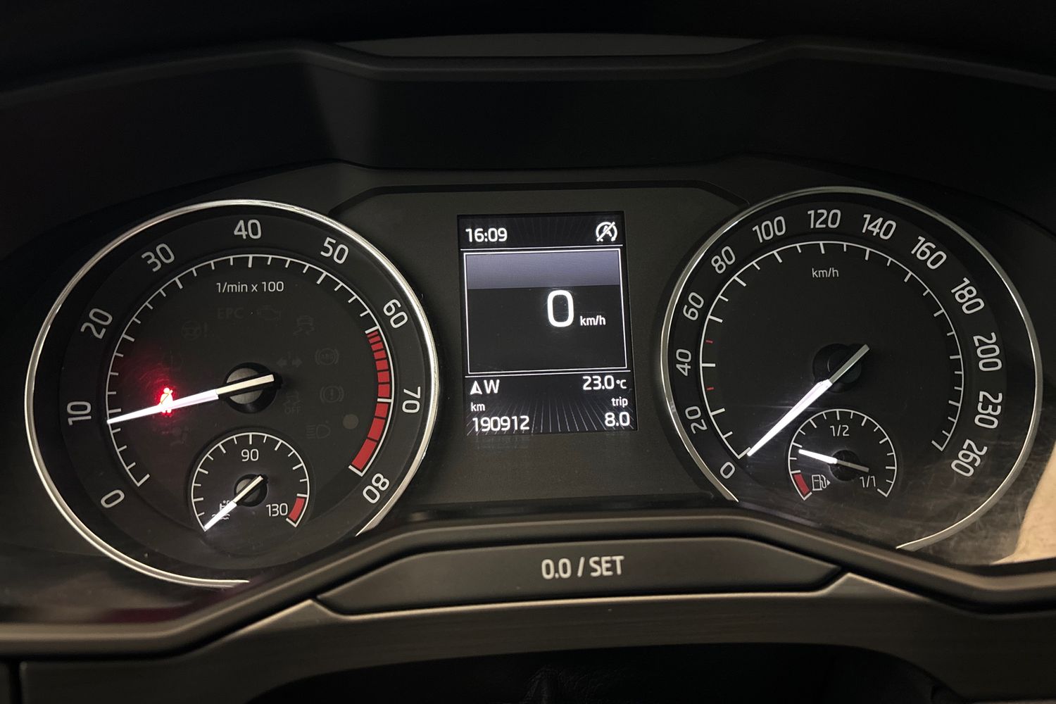 SKODA Superb 2016