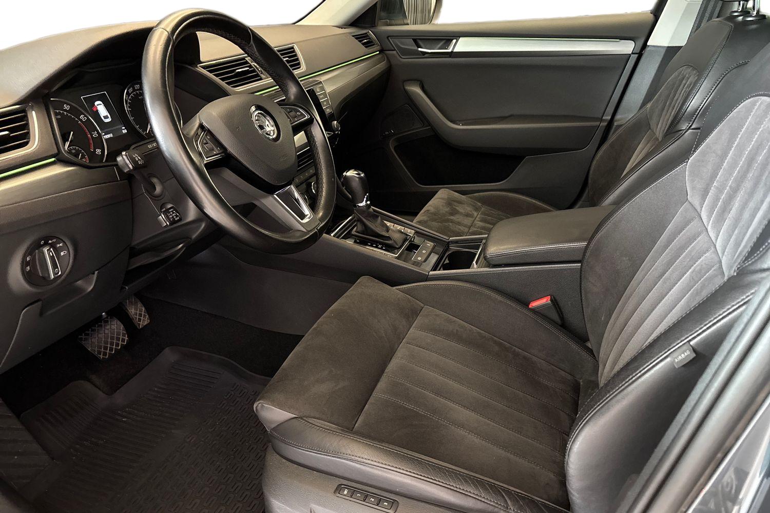 SKODA Superb 2016