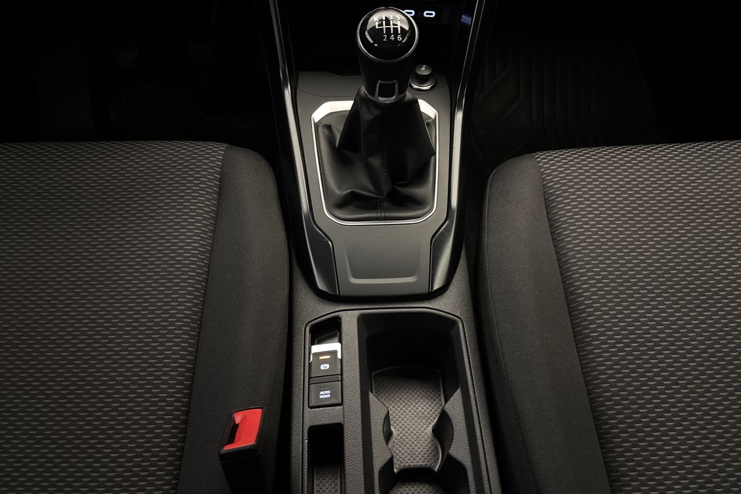 VOLKSWAGEN T-Roc 2019