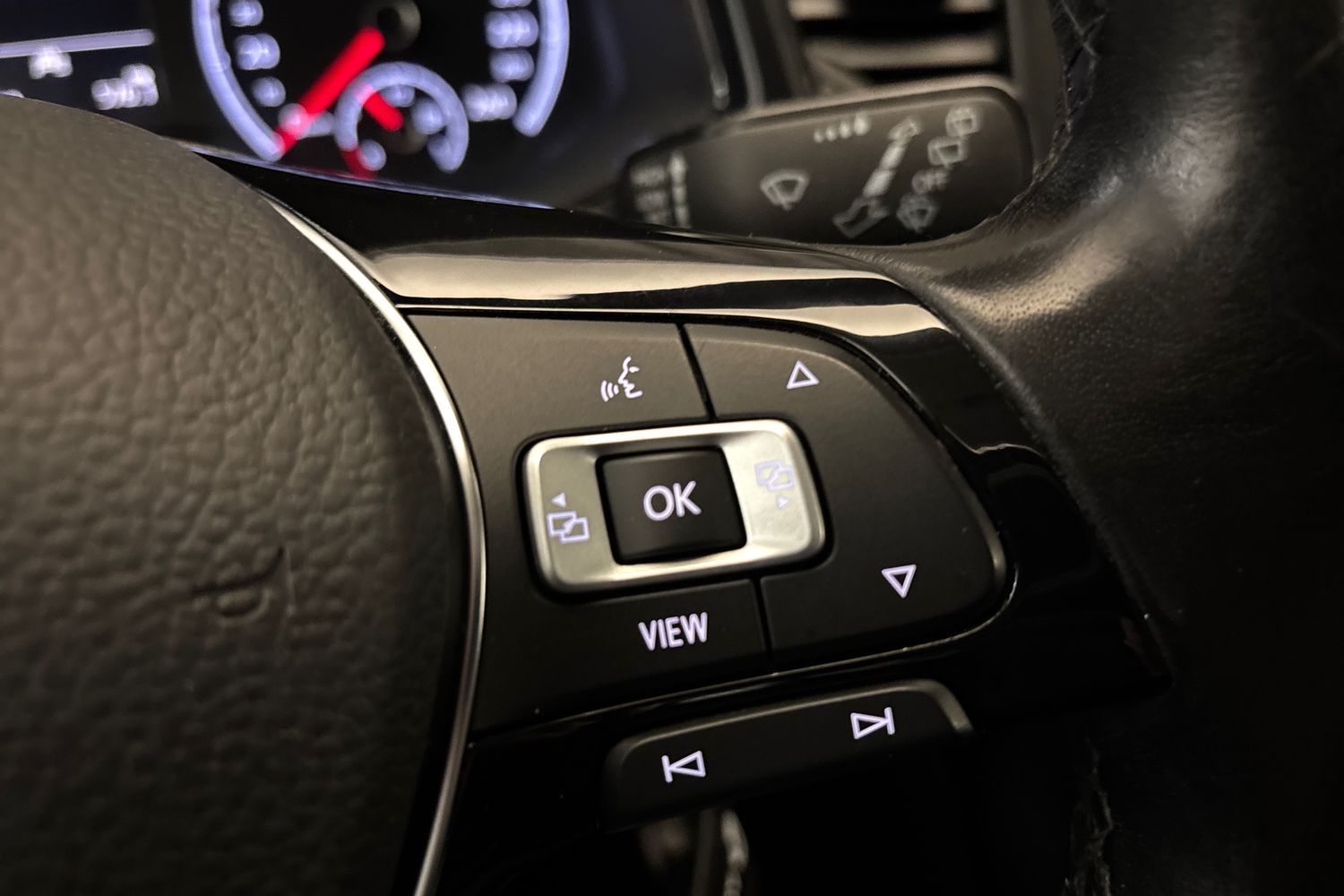VOLKSWAGEN T-Roc 2019
