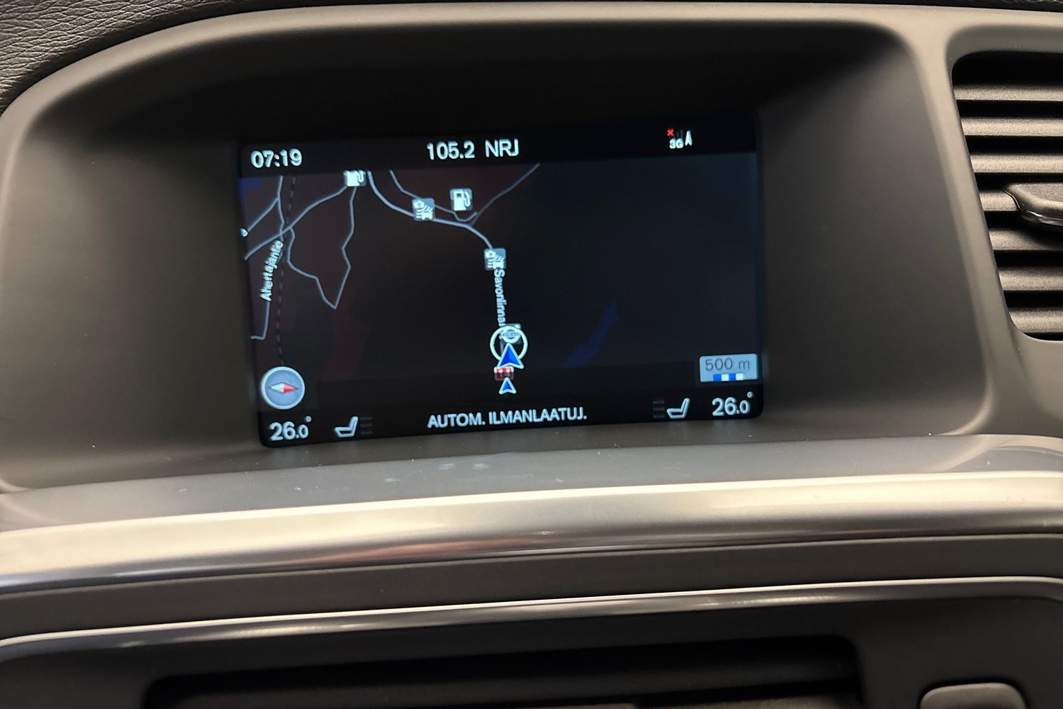 VOLVO V60 2015
