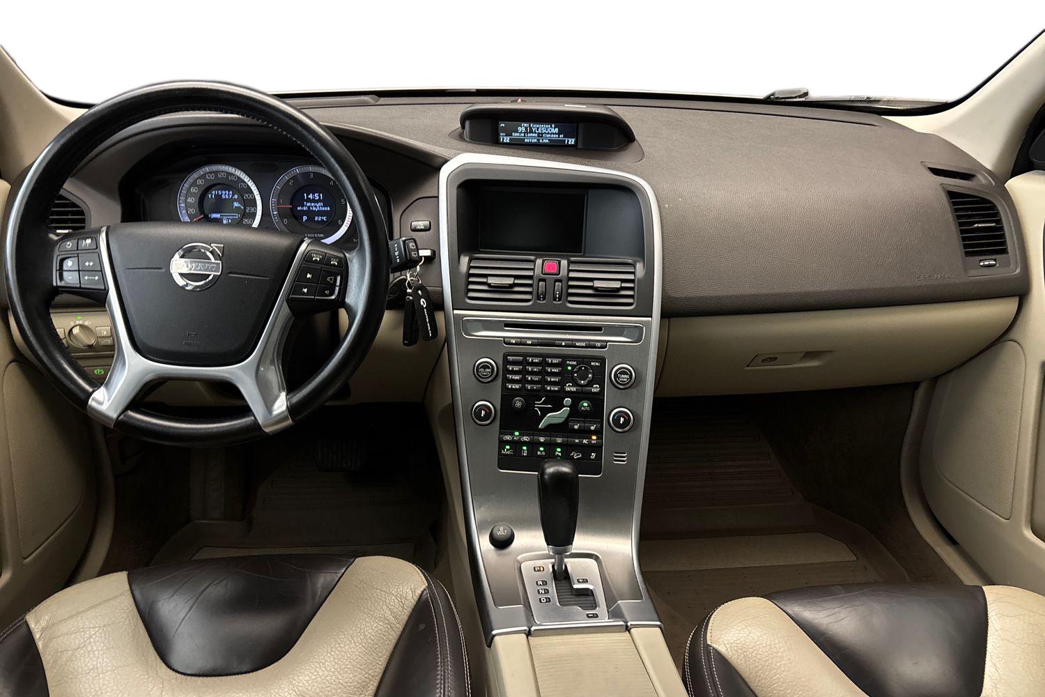 VOLVO XC60 2010