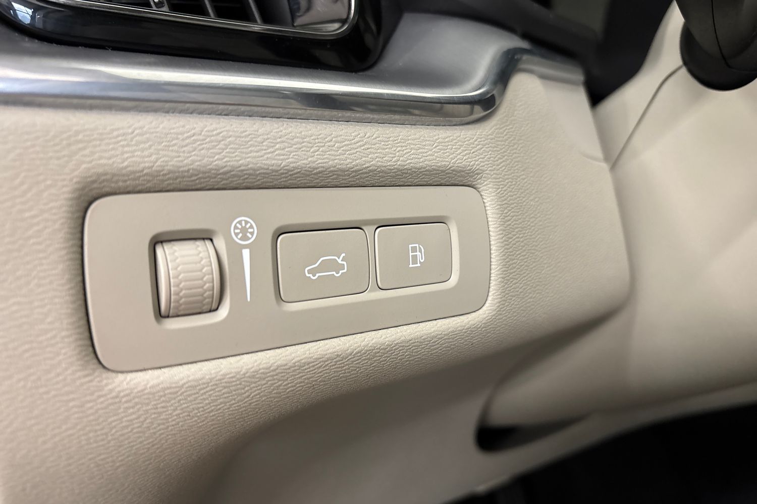 VOLVO XC60 2018