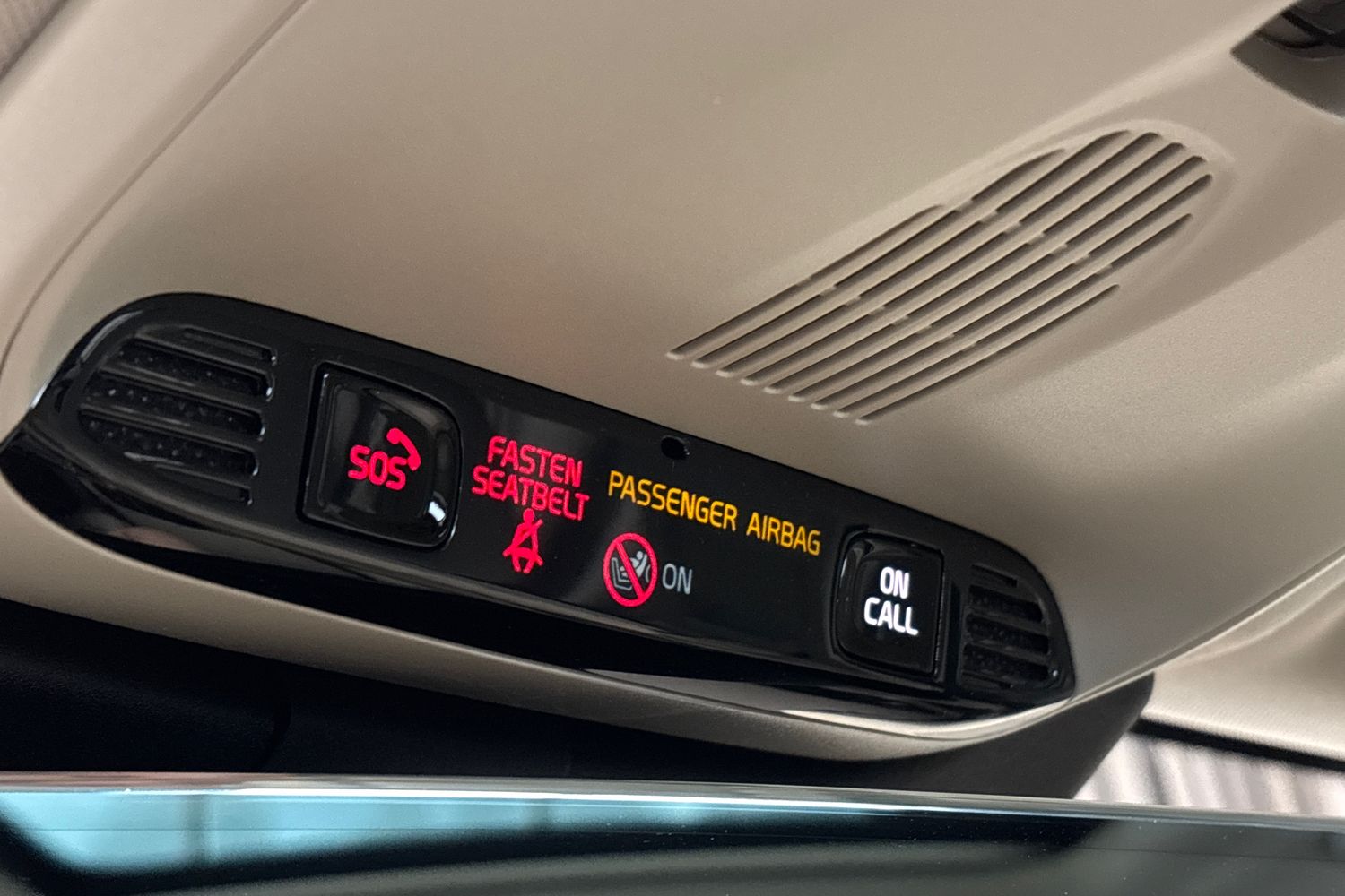 VOLVO XC60 2018