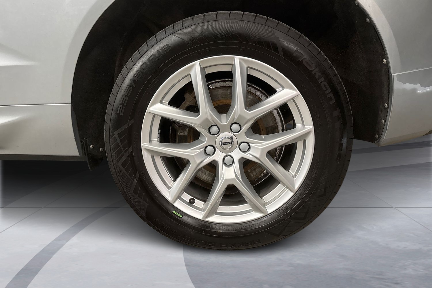 VOLVO XC60 2018
