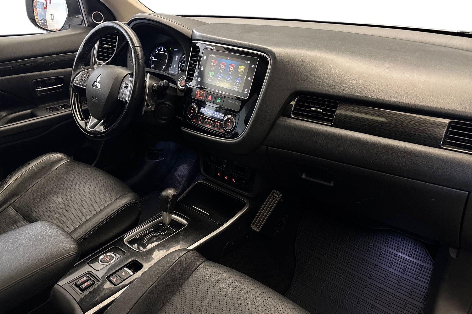 Mitsubishi Outlander 2018