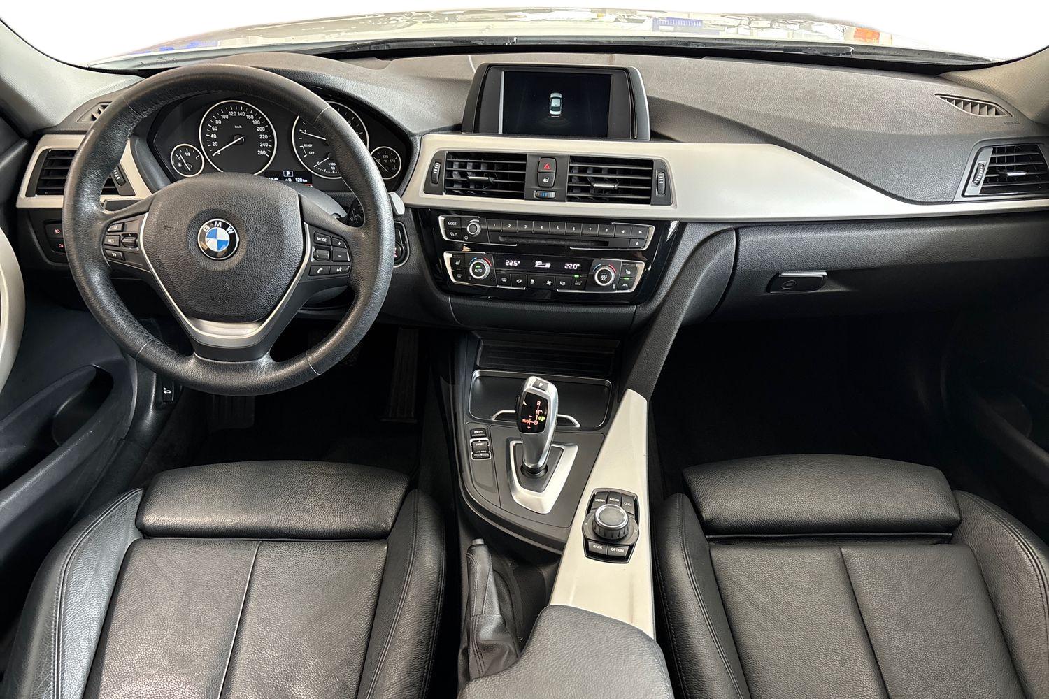 BMW 320 2018