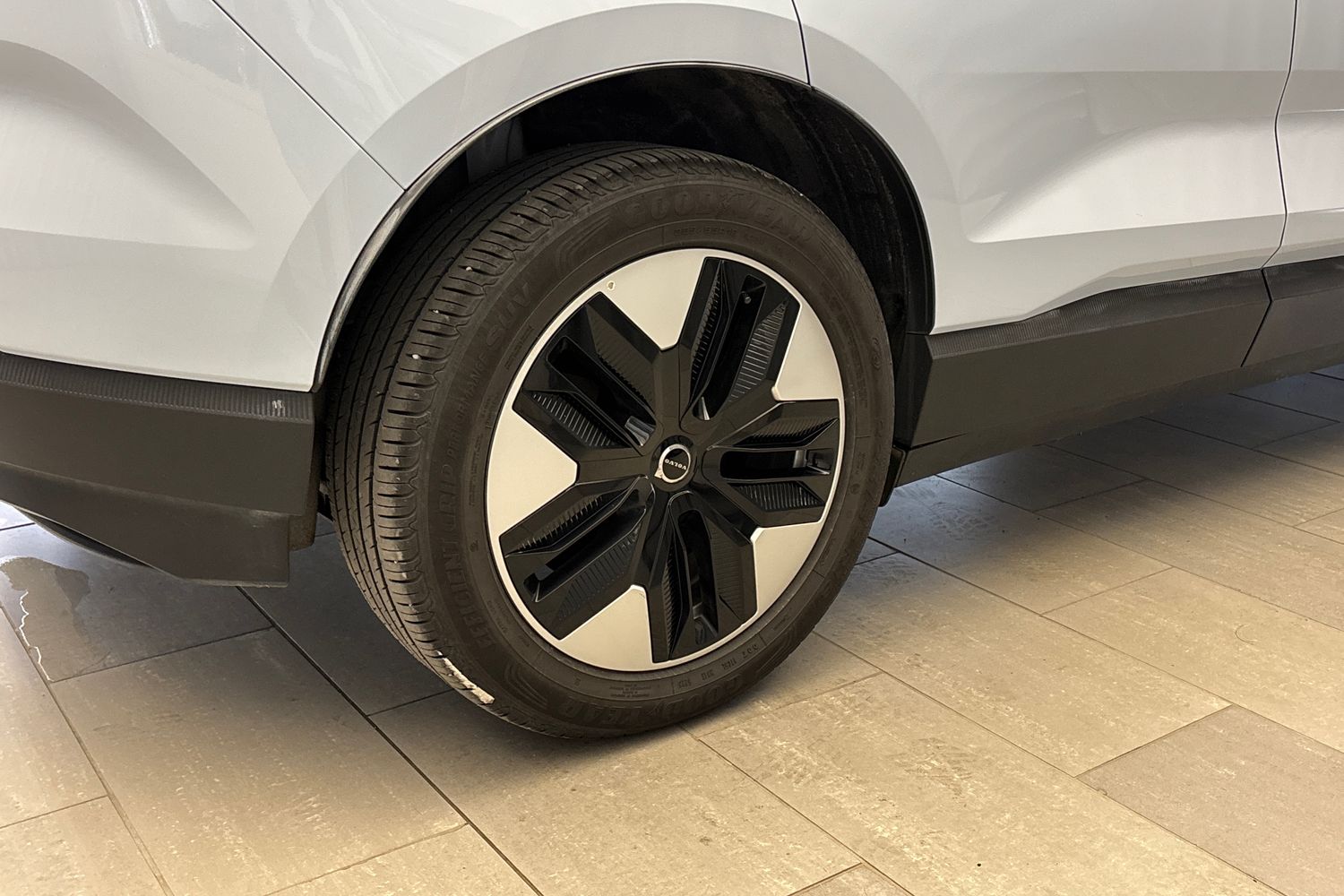Volvo EX30 2024