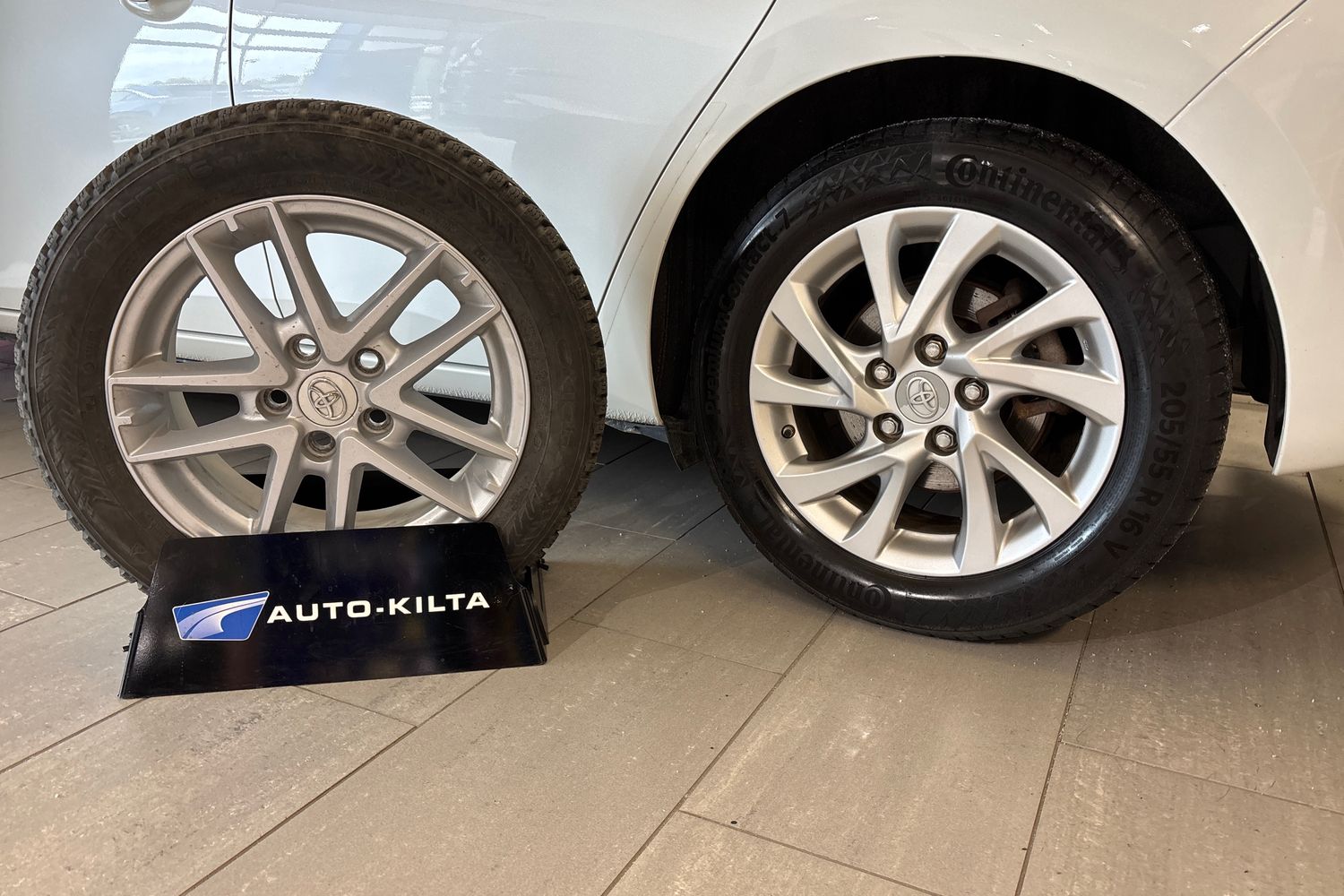 TOYOTA Auris 2018
