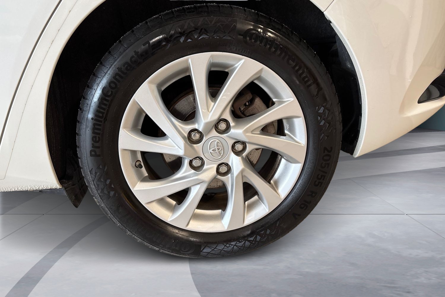 TOYOTA Auris 2018