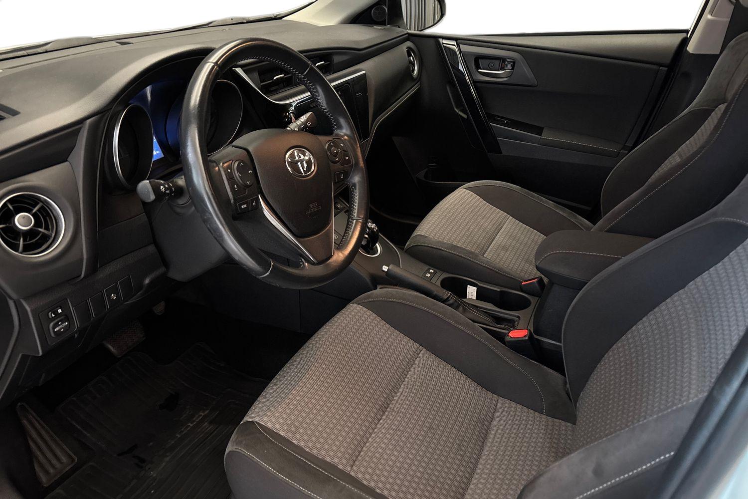 TOYOTA Auris 2018