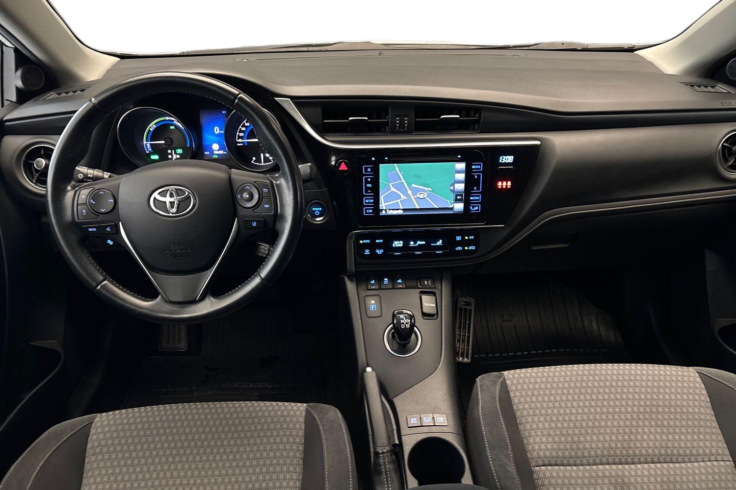 TOYOTA Auris 2018