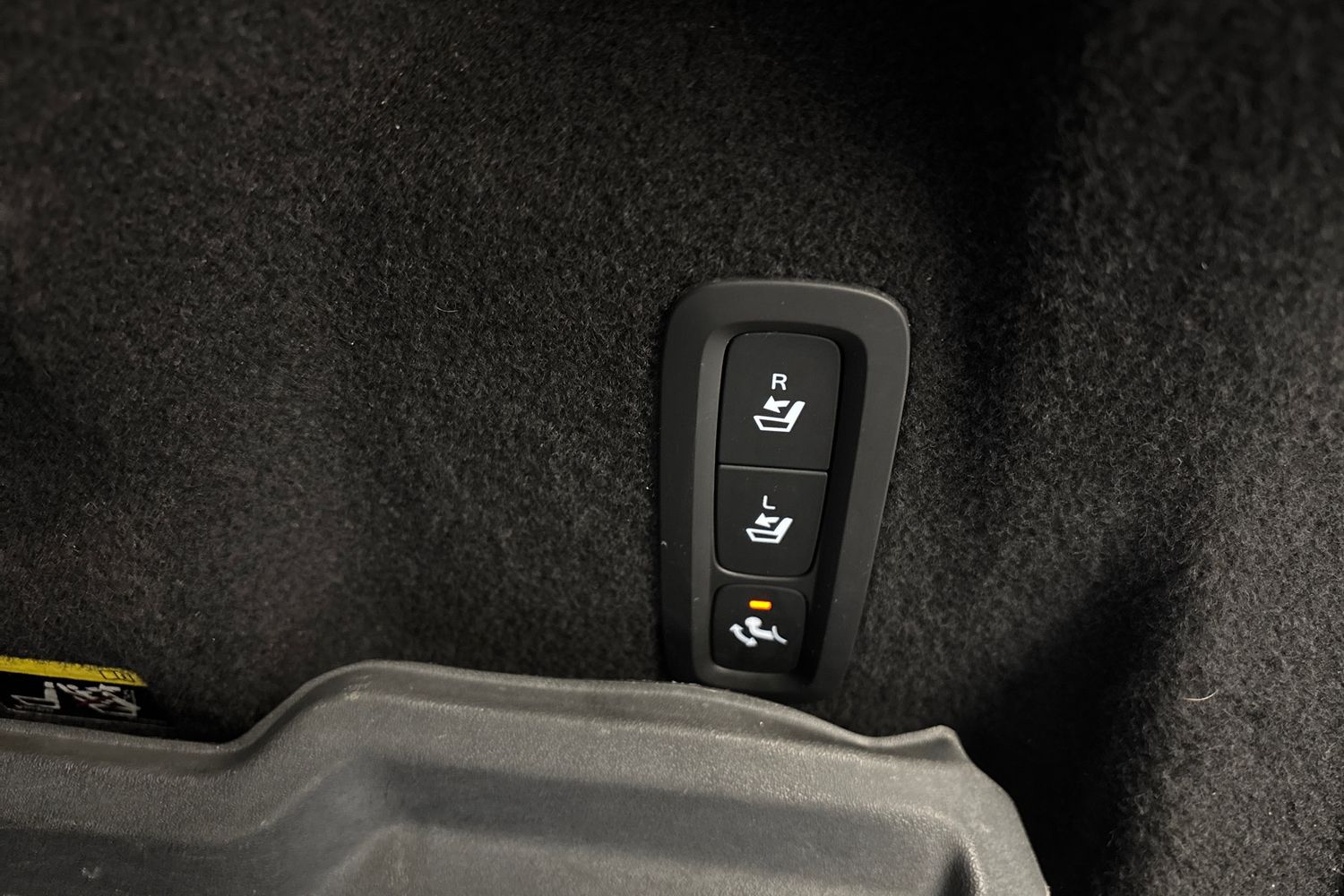 VOLVO XC60 2018