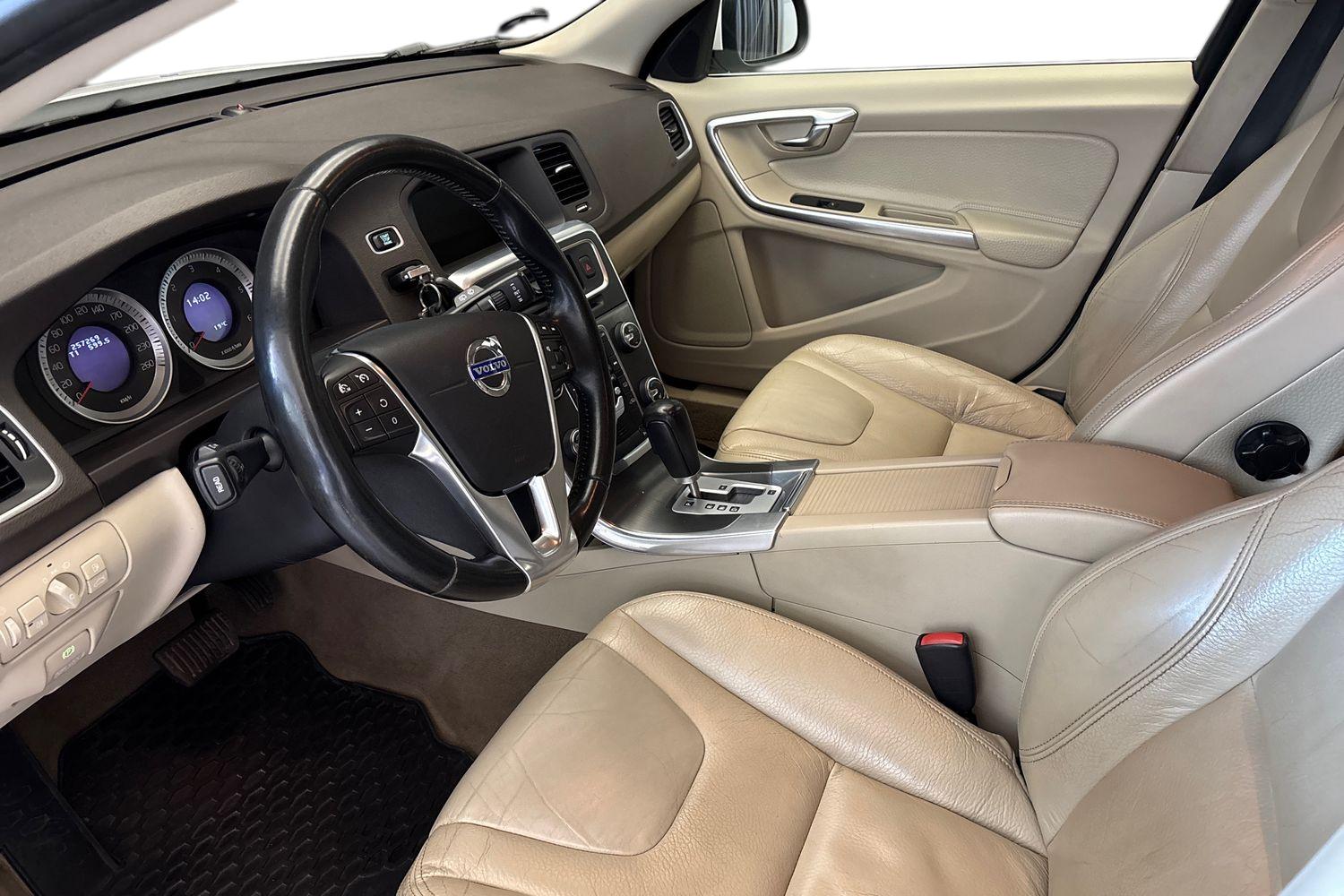 Volvo V60 2012