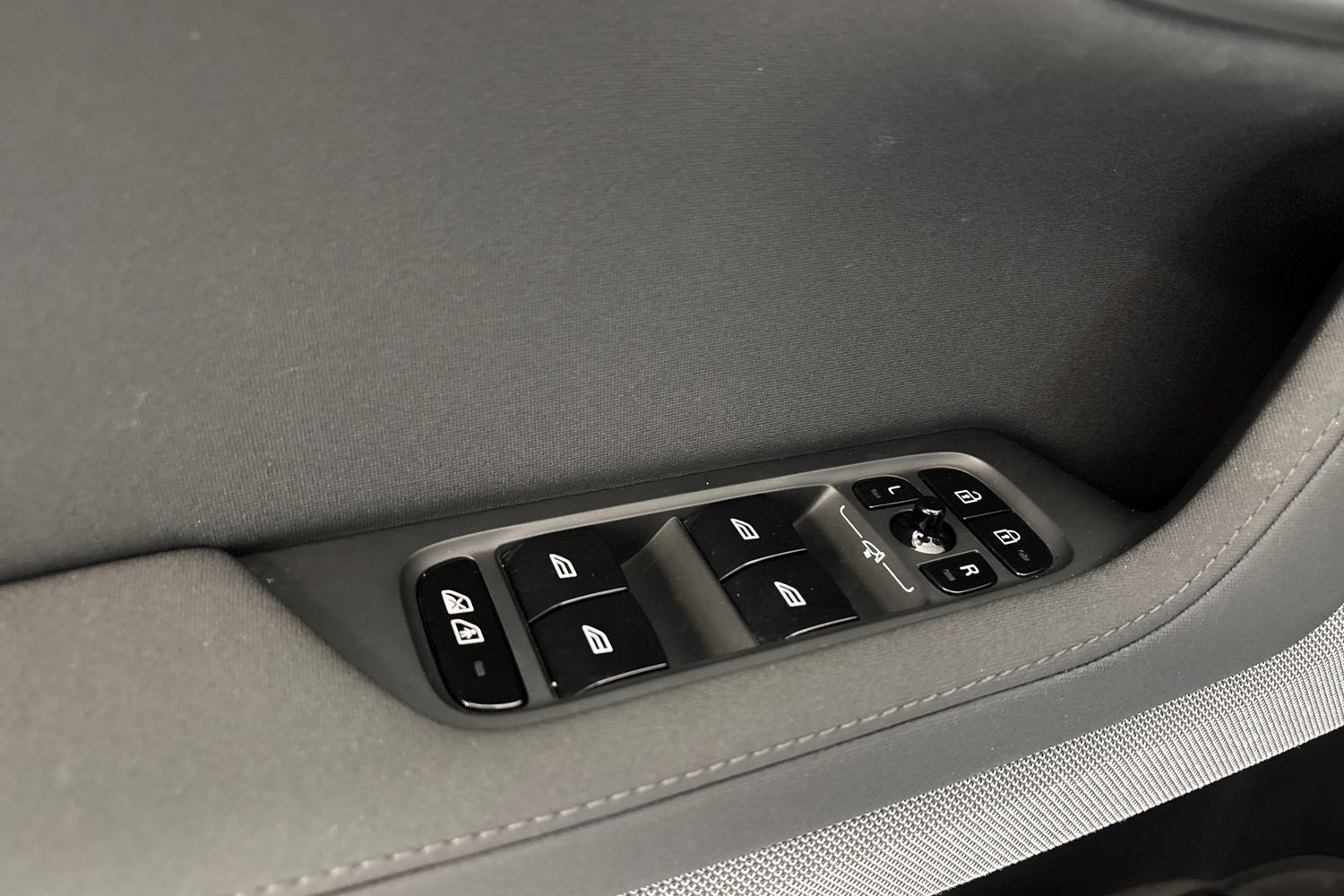 Polestar 2 2023