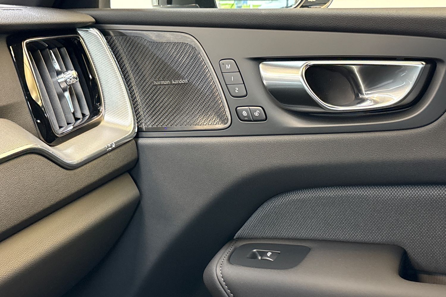 Volvo XC60 13