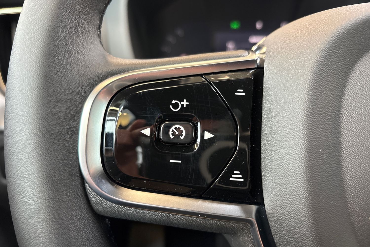 Volvo XC60 18