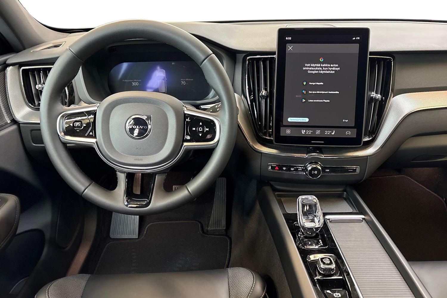 Volvo XC60 8
