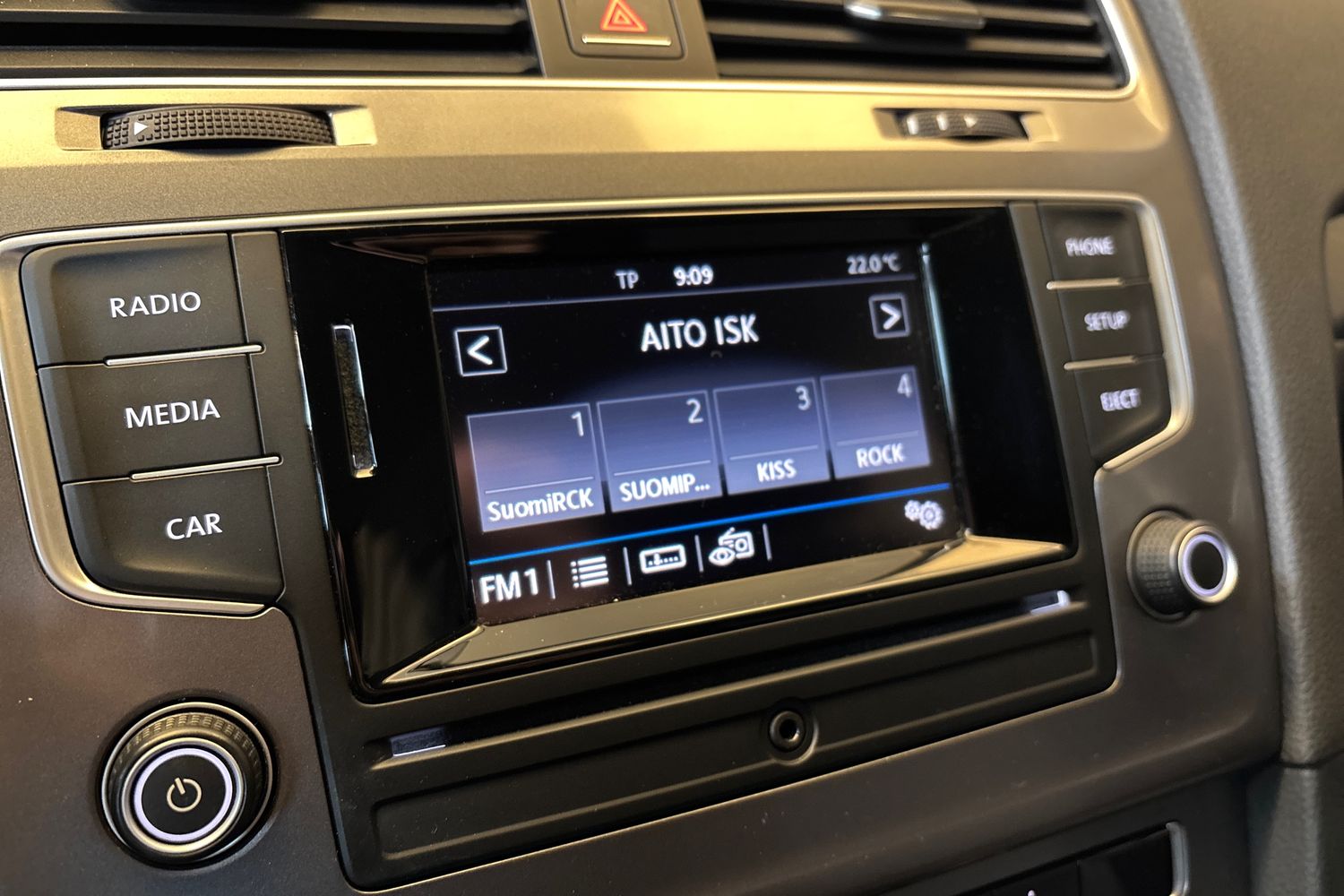 VOLKSWAGEN Golf 2016