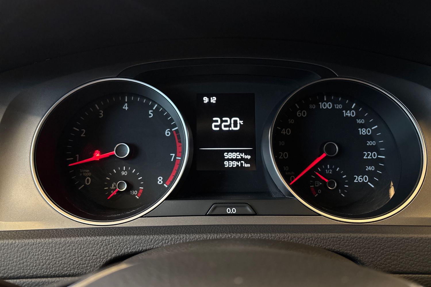 VOLKSWAGEN Golf 2016