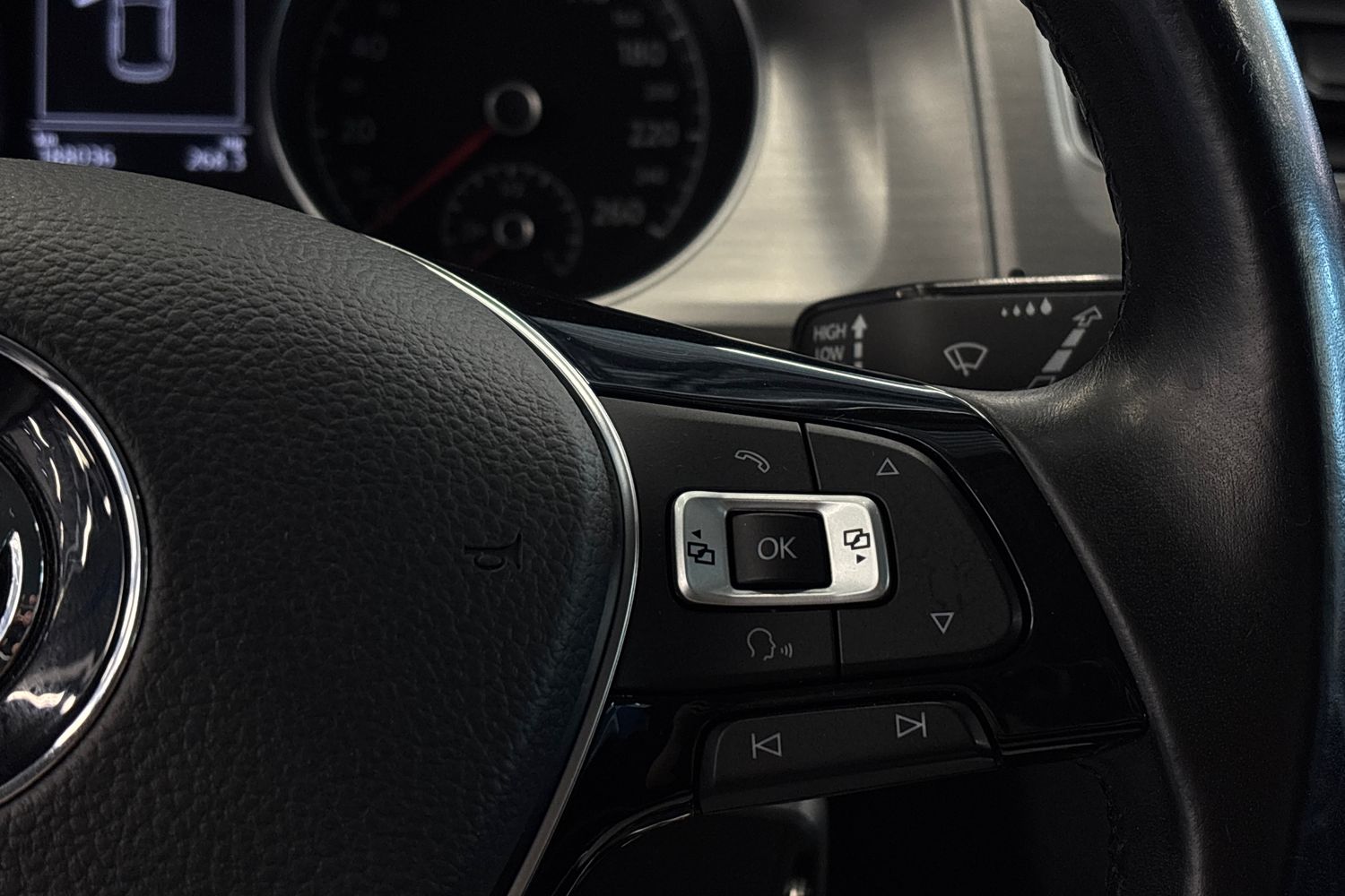 VOLKSWAGEN Golf 2015
