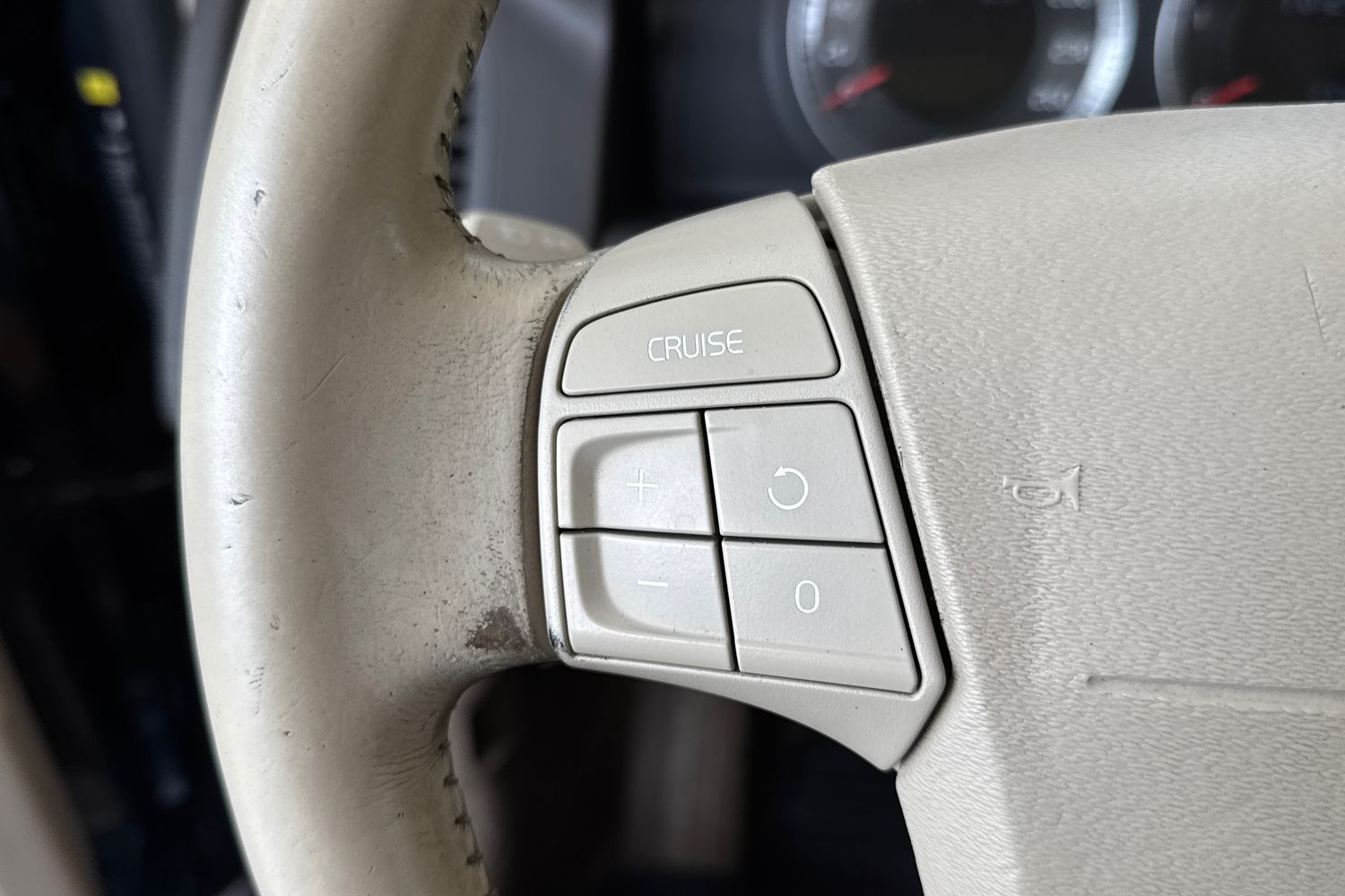 VOLVO XC60 2008