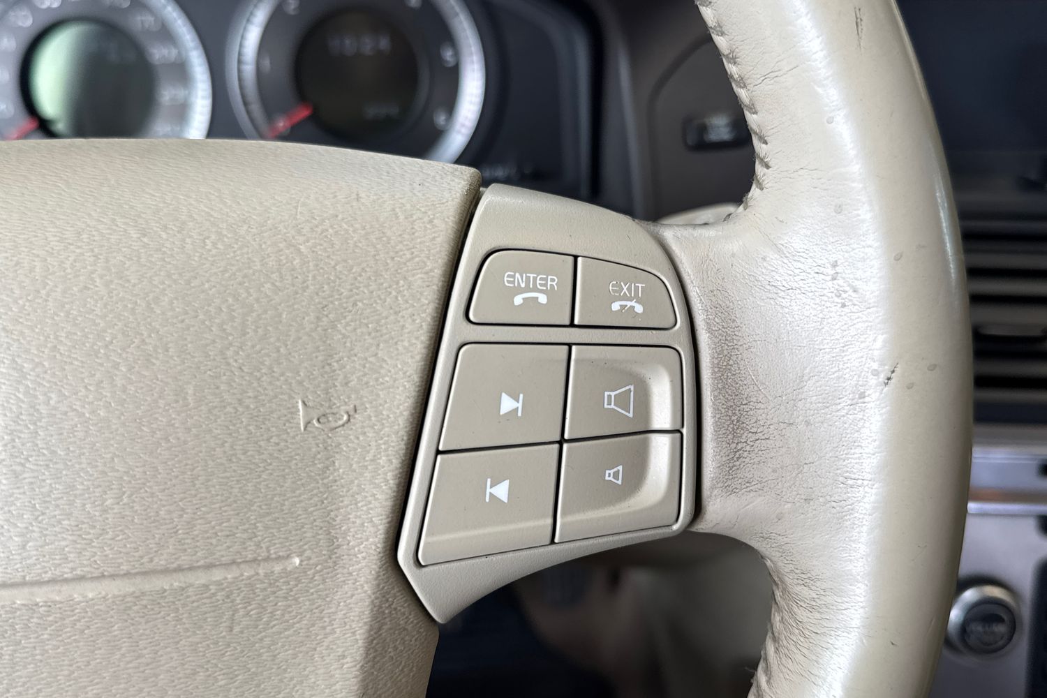 VOLVO XC60 2008