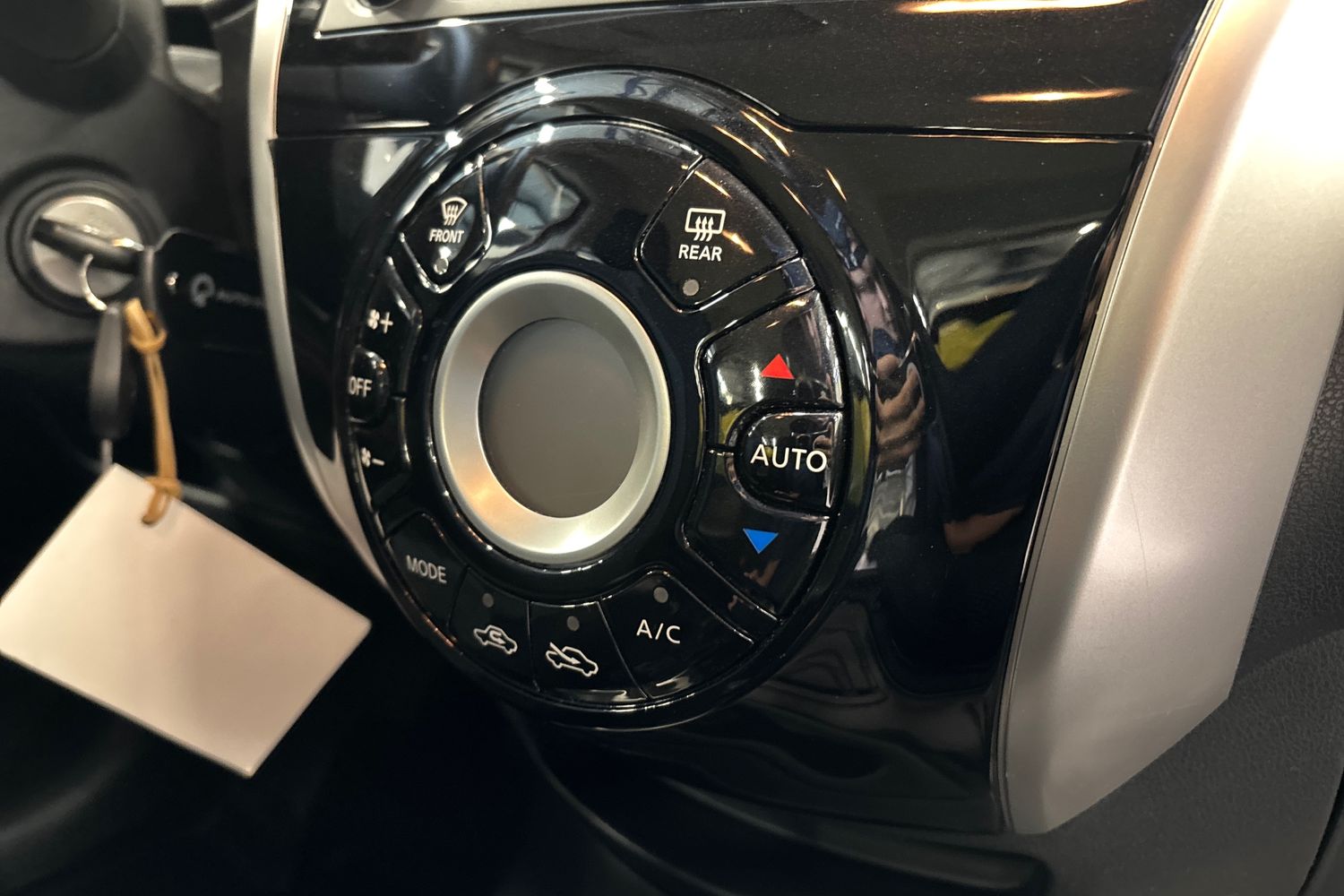 NISSAN Note 2014