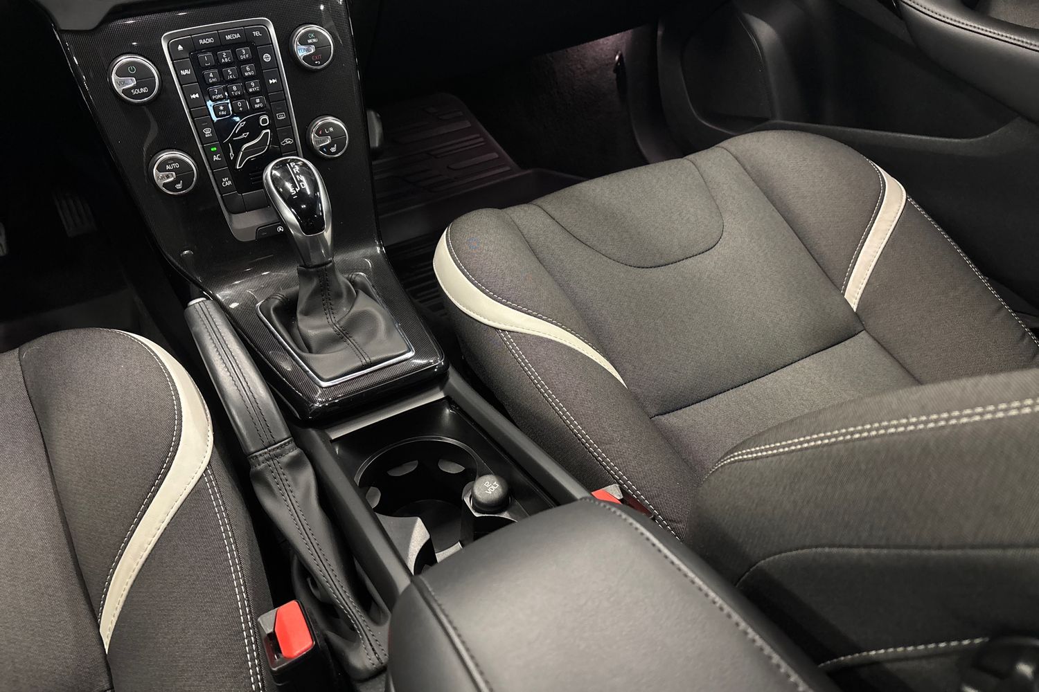 Volvo V40 2019